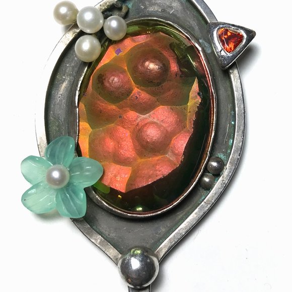 Intriguing Multi-Media Artisan Necklace - Picture 3 of 8